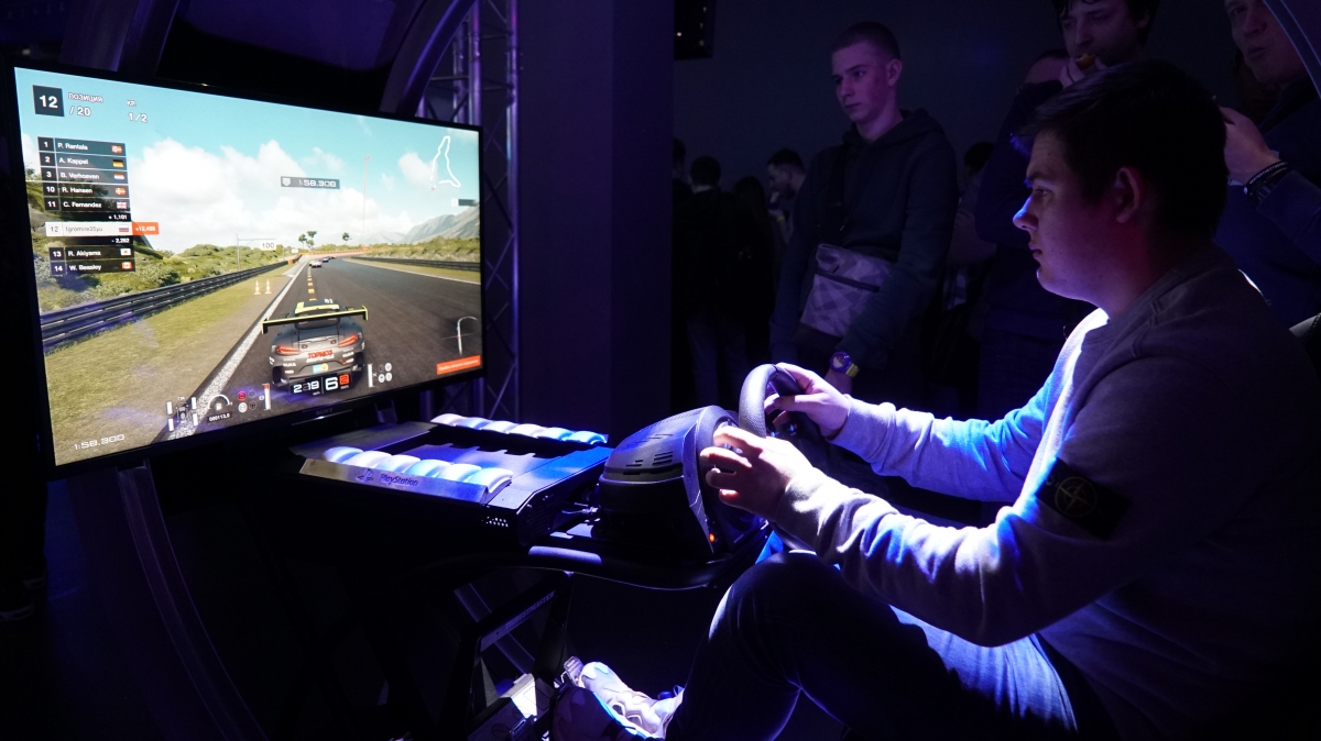 Вечеринка для подписчиков PS Plus в Москве: как это было - изображение 5 Вечеринка для подписчиков PS Plus в Москве: как это было - фото 5
