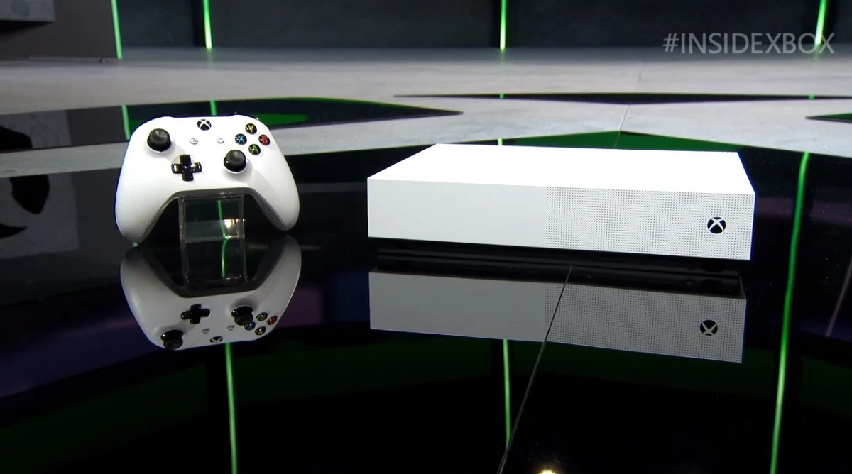 Microsoft анонсировала Xbox One S без дисковода и Xbox Game Pass Ultimate - фото 2