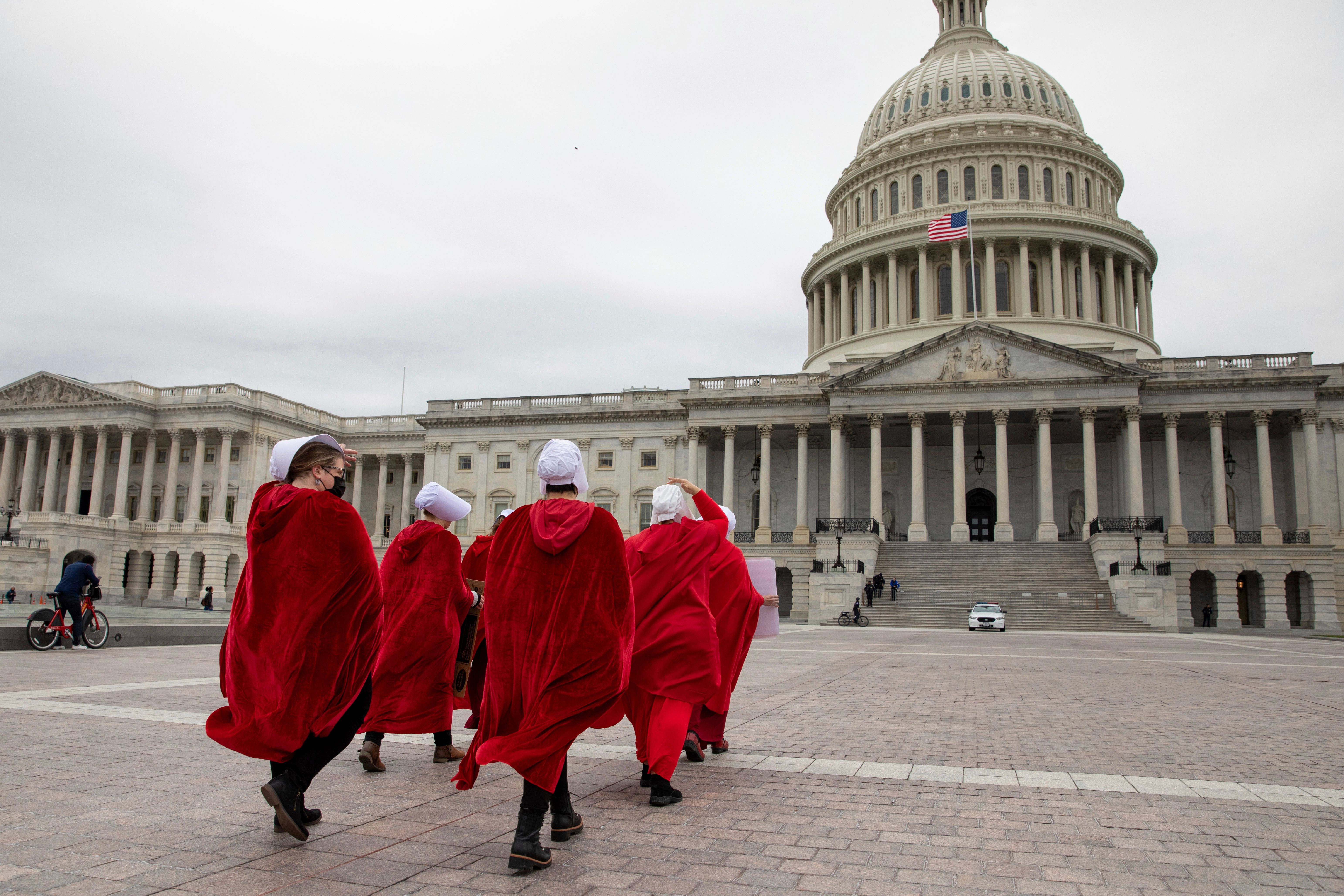 Игровые студии выступили против криминализации абортов - изображение обложка