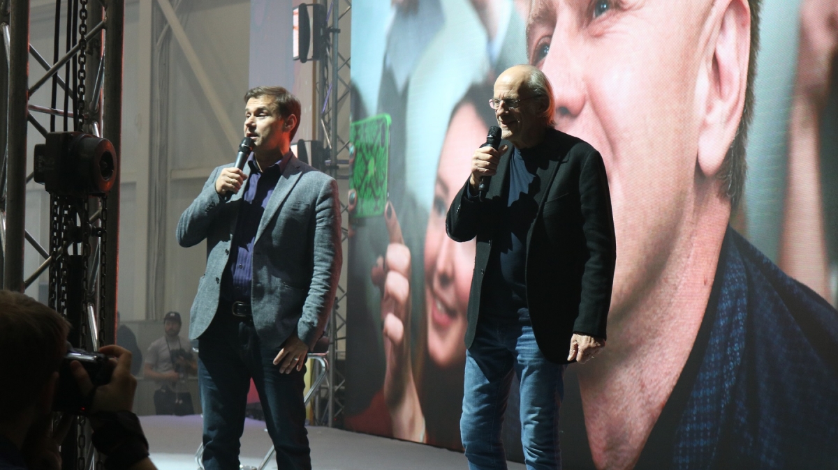 Игромир и Comic Con Russia 2017, день 3: выступление Кристофера Ллойда - фото 12