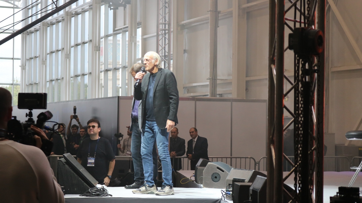 Игромир и Comic Con Russia 2017, день 3: выступление Кристофера Ллойда - фото 2