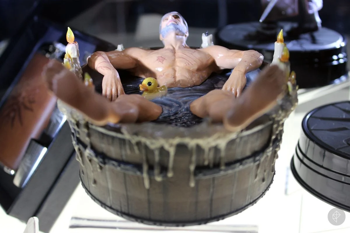 В России начались предзаказы фигурки ведьмака Геральта, принимающего ванну - фото 2