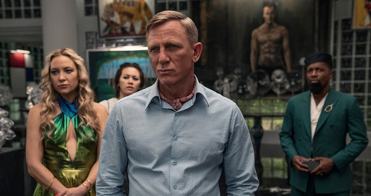 На Netflix вышел сиквел детектива «Достать ножи» с Дэниелом Крэйгом - изображение обложка