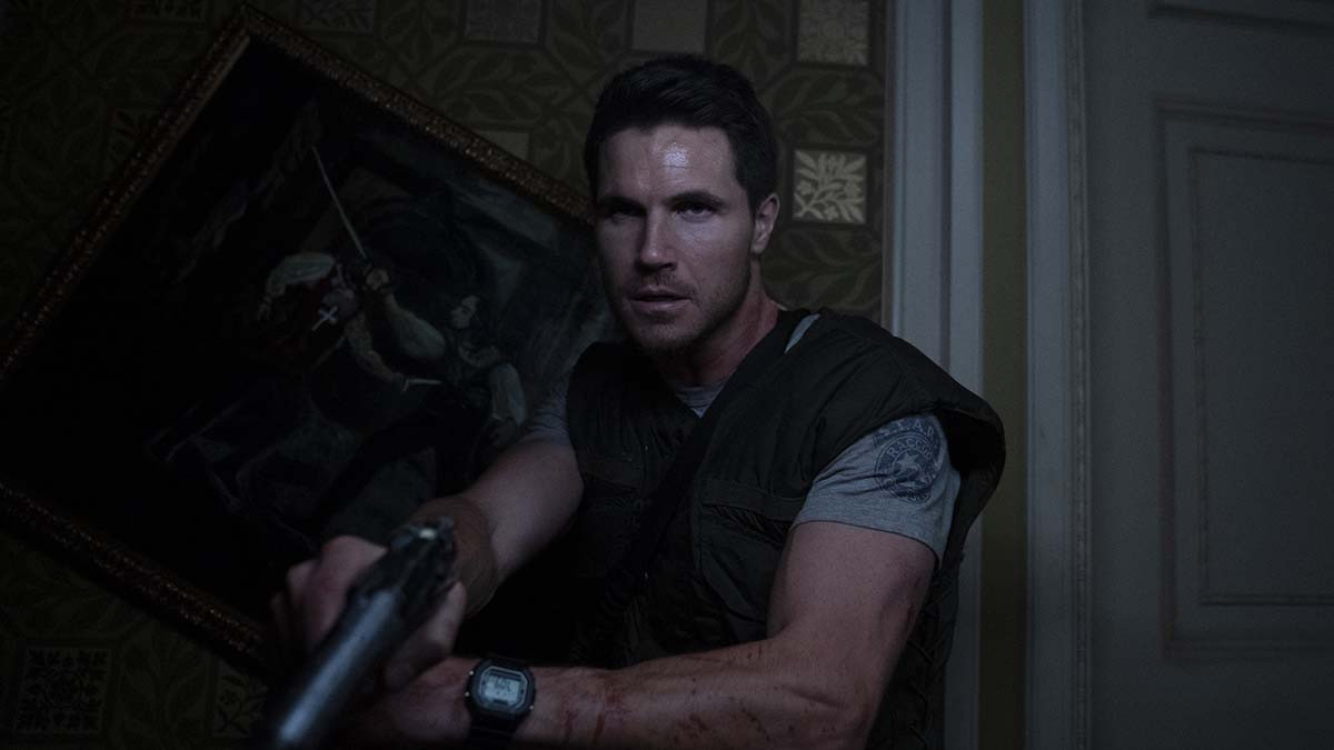 Авторы новой экранизации Resident Evil рассказали про Криса Редфилда - изображение обложка