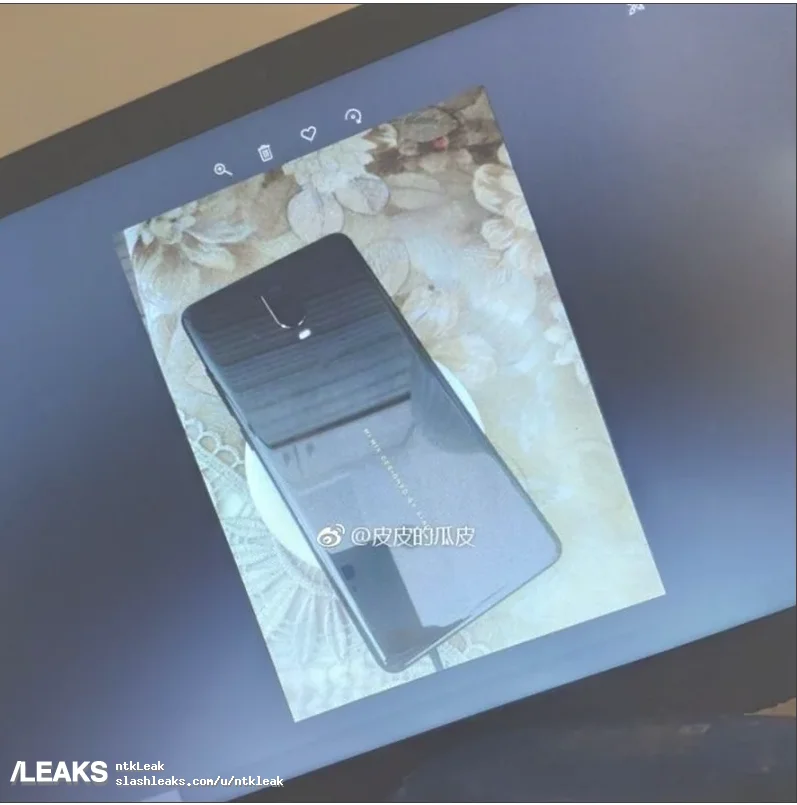 Появились живые фото смартфона Xiaomi Mi Mix 3 - фото 2