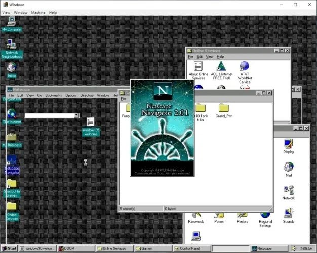 В эмуляторе Windows 95 теперь можно поиграть в Doom и Wolfenstein 3D - фото 1