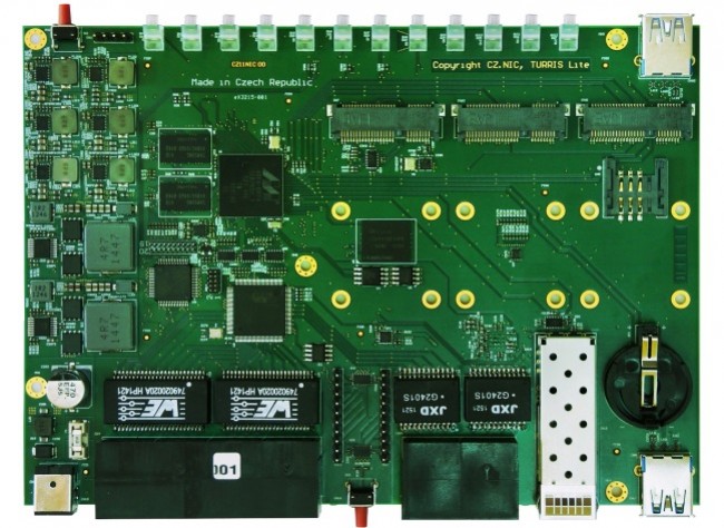 Защищенный роутер Turris Omnia собрал 325 тыс. долларов на Indiegogo - изображение 1 Защищенный роутер Turris Omnia собрал 325 тыс. долларов на Indiegogo - фото 1