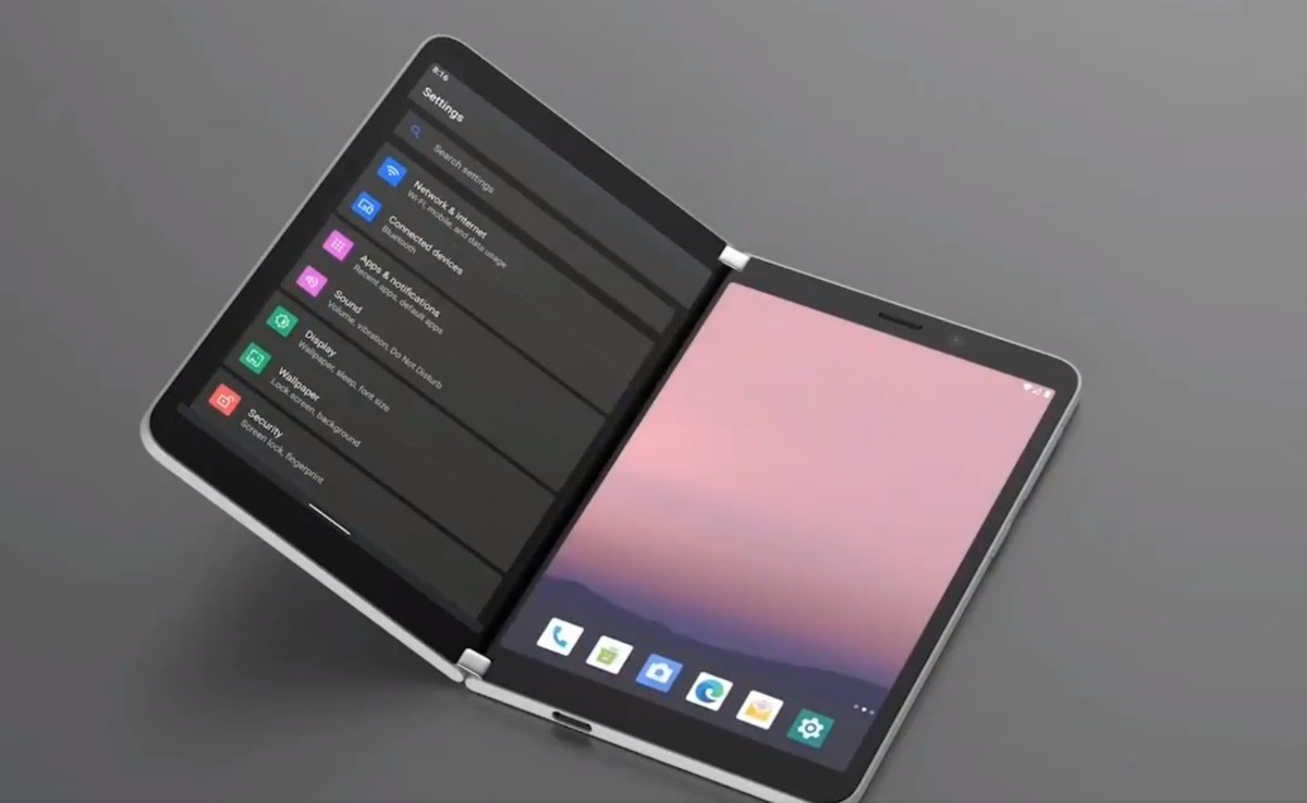 СМИ: Microsoft не будет откладывать выпуск Surface Duo - изображение обложка