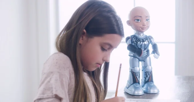 Hanson Robotics собирает деньги на робота для детей - фото 1